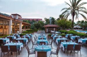 تور ترکیه هتل آکا آلیندا - آژانس مسافرتی و. هواپیمایی آفتاب ساحل آبی